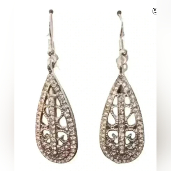 Silver Dangle Earrings with bling. - Picture 3 of 3